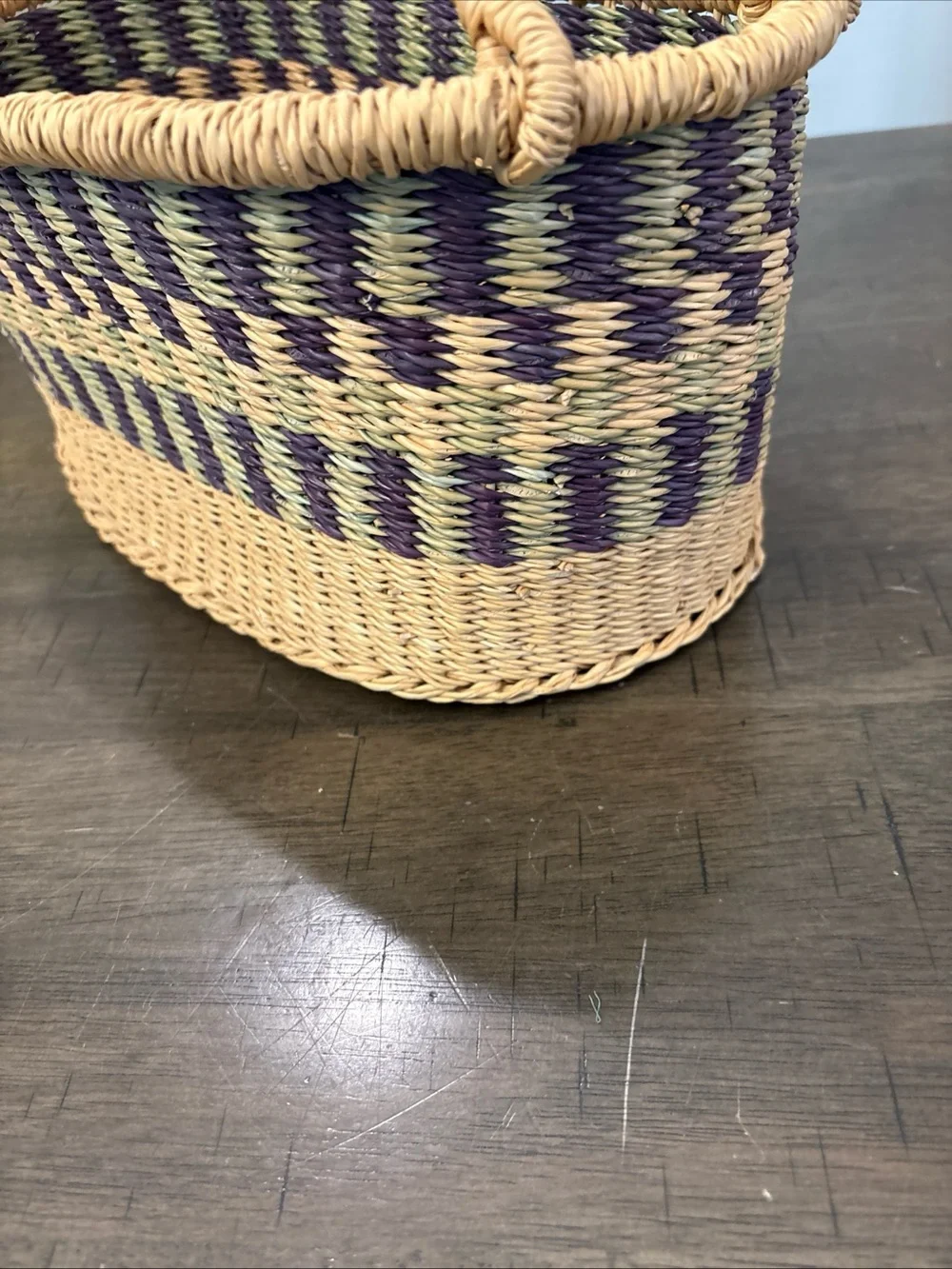 VINTAGE GHANA HAND WOVEN COILED BASKKET LEATHER HANDLE AFRICAN  PURPLE GREEN